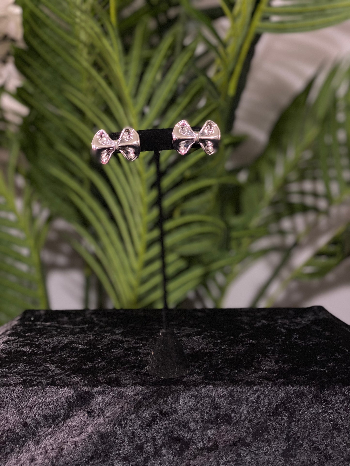 Polished Bow Stud Earrings