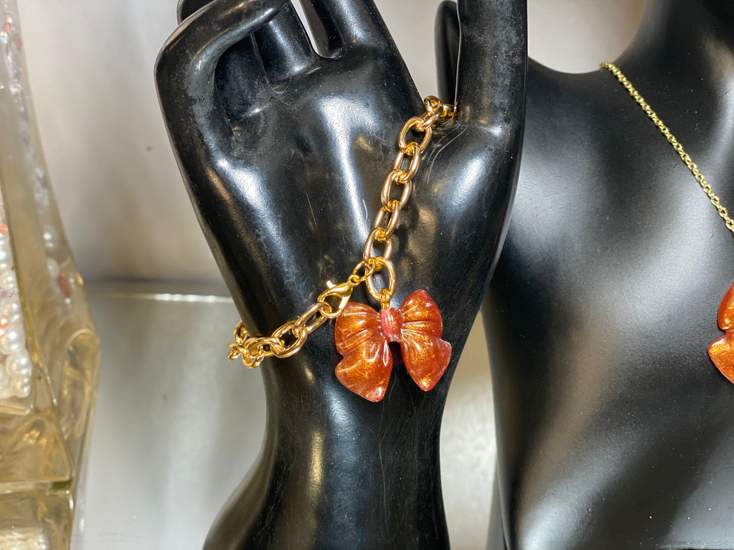 Amber Bow Jewelry Set – Necklace, Bracelet & Stud Earrings