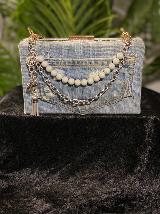 Silver Luxe Charm – Soft Pearl