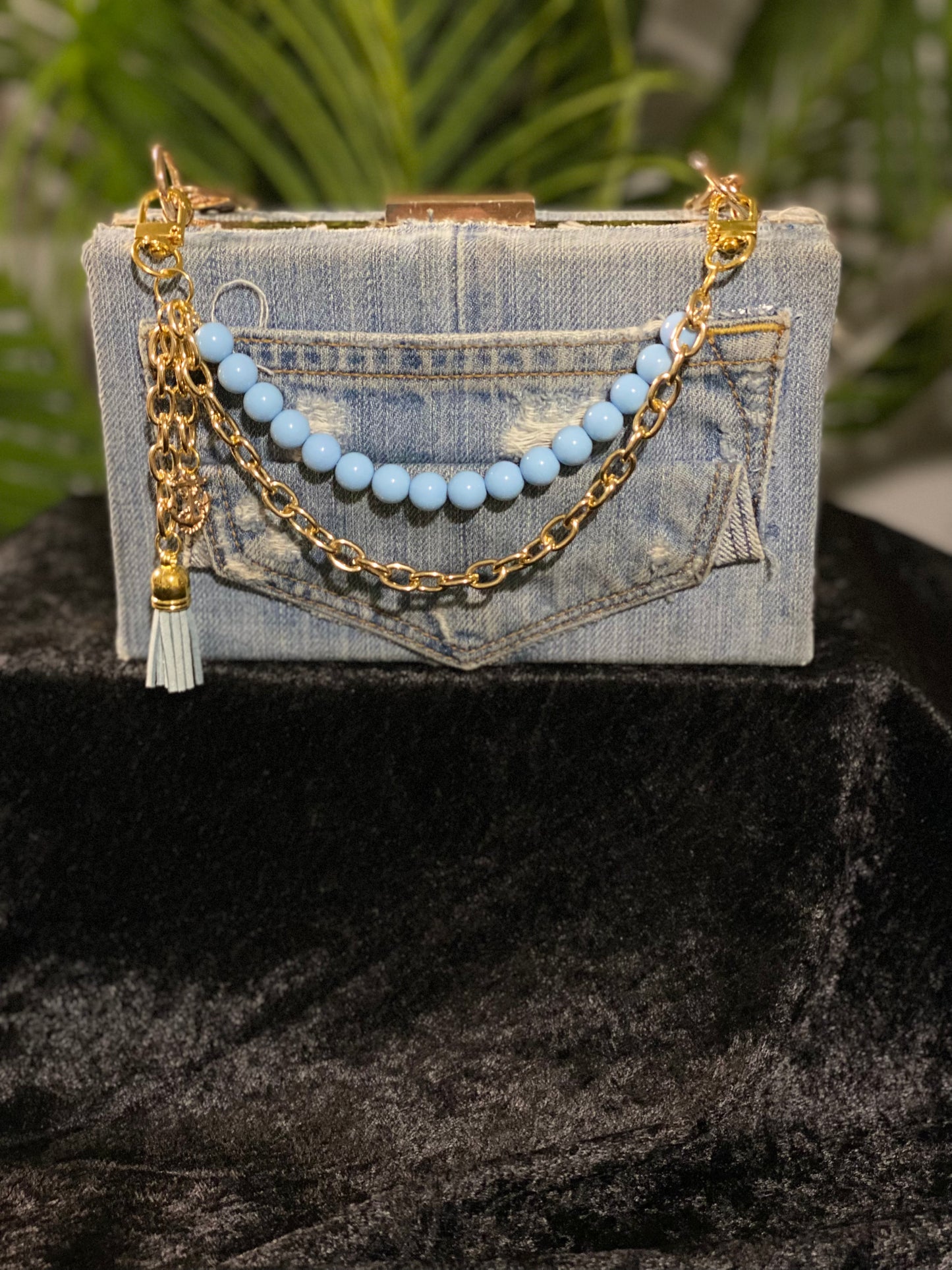 Gold Luxe Charm – Sky Blue