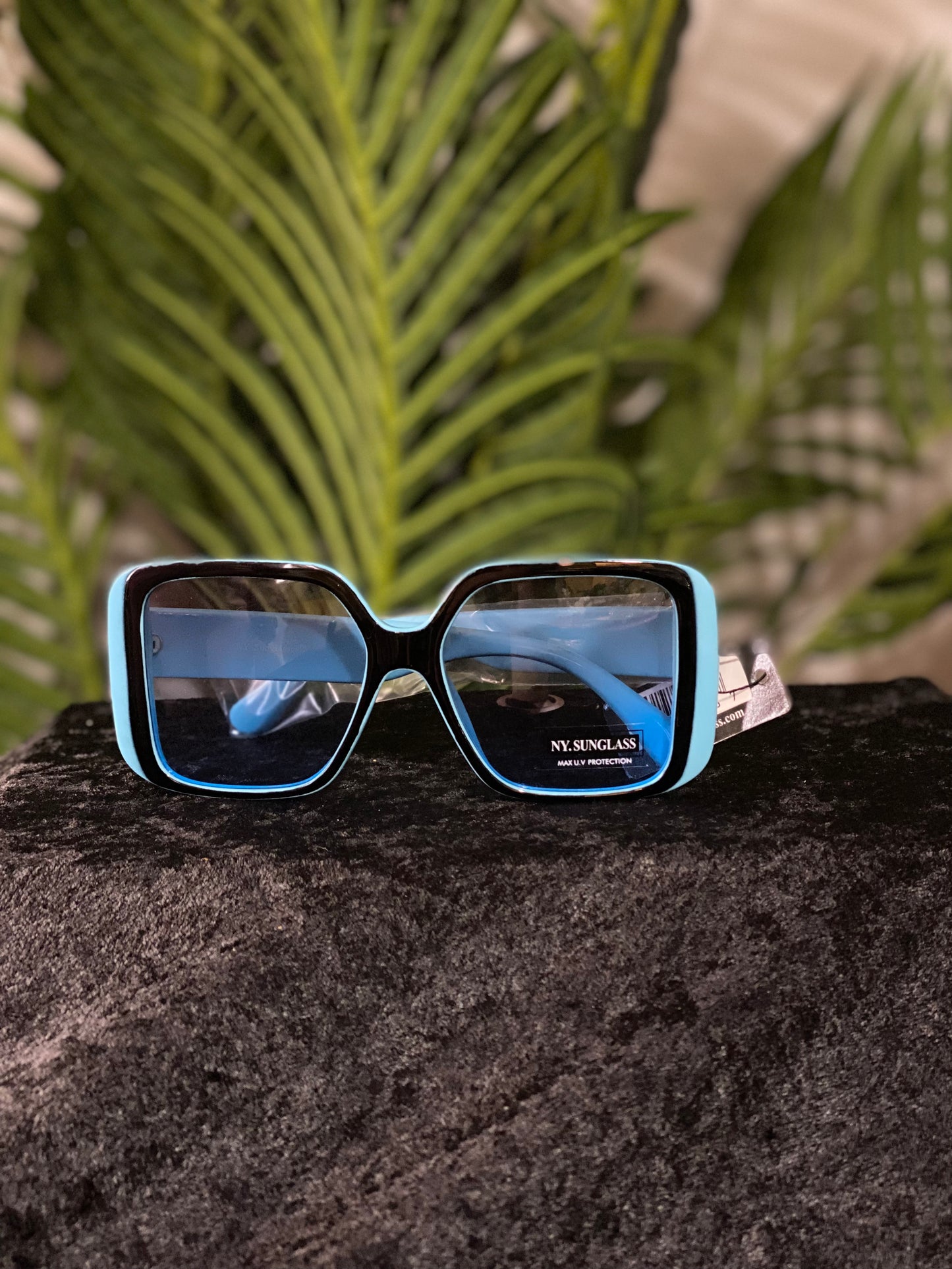 Statement Frame Sunglasses Collection